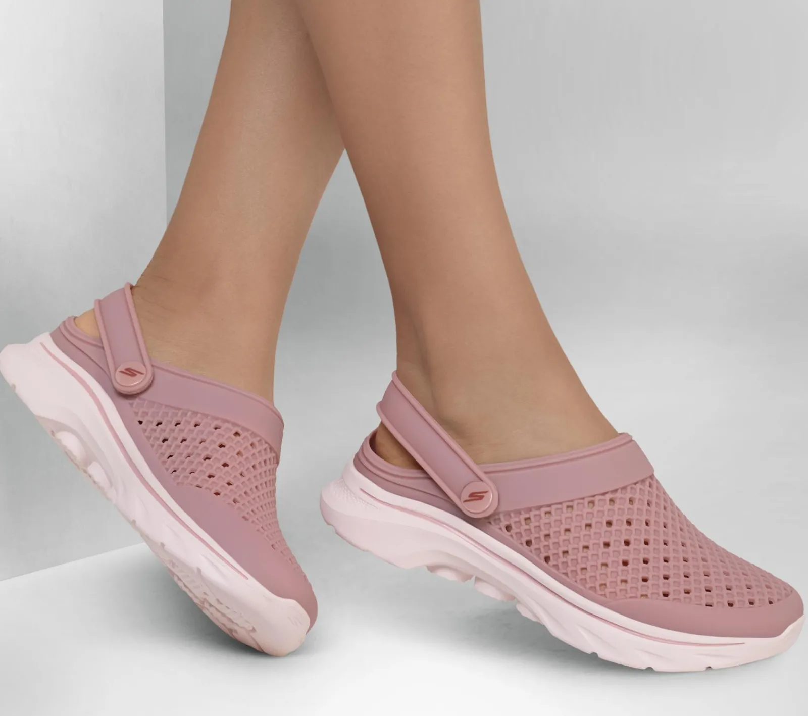Sandálias-SKECHERS Foamies: GO WALK 7 - Joyous ROSA