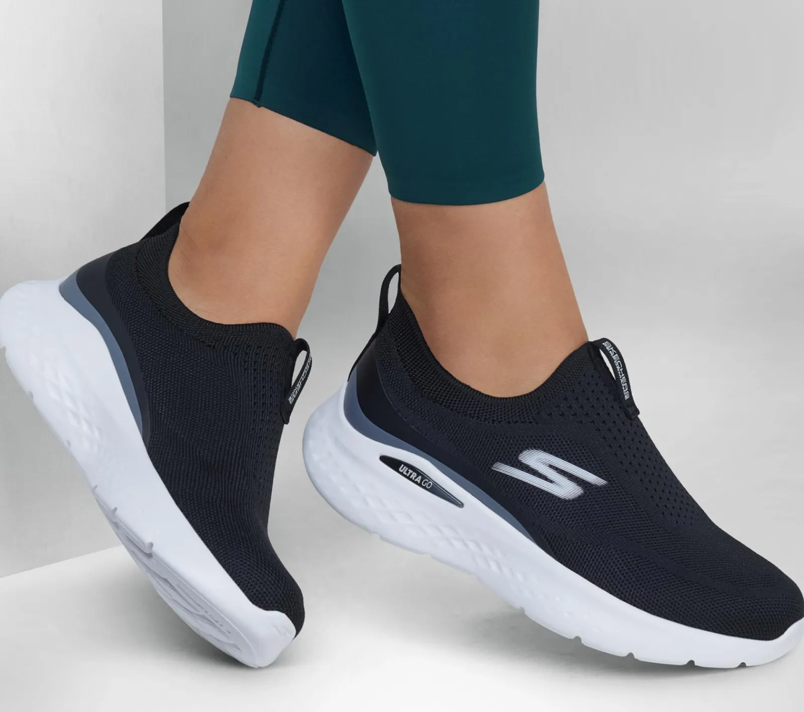 Calçado Sem Atacadores|Sapatilhas Casuais-SKECHERS GO RUN Lite - Aurora Sky PRETO / BRANCO